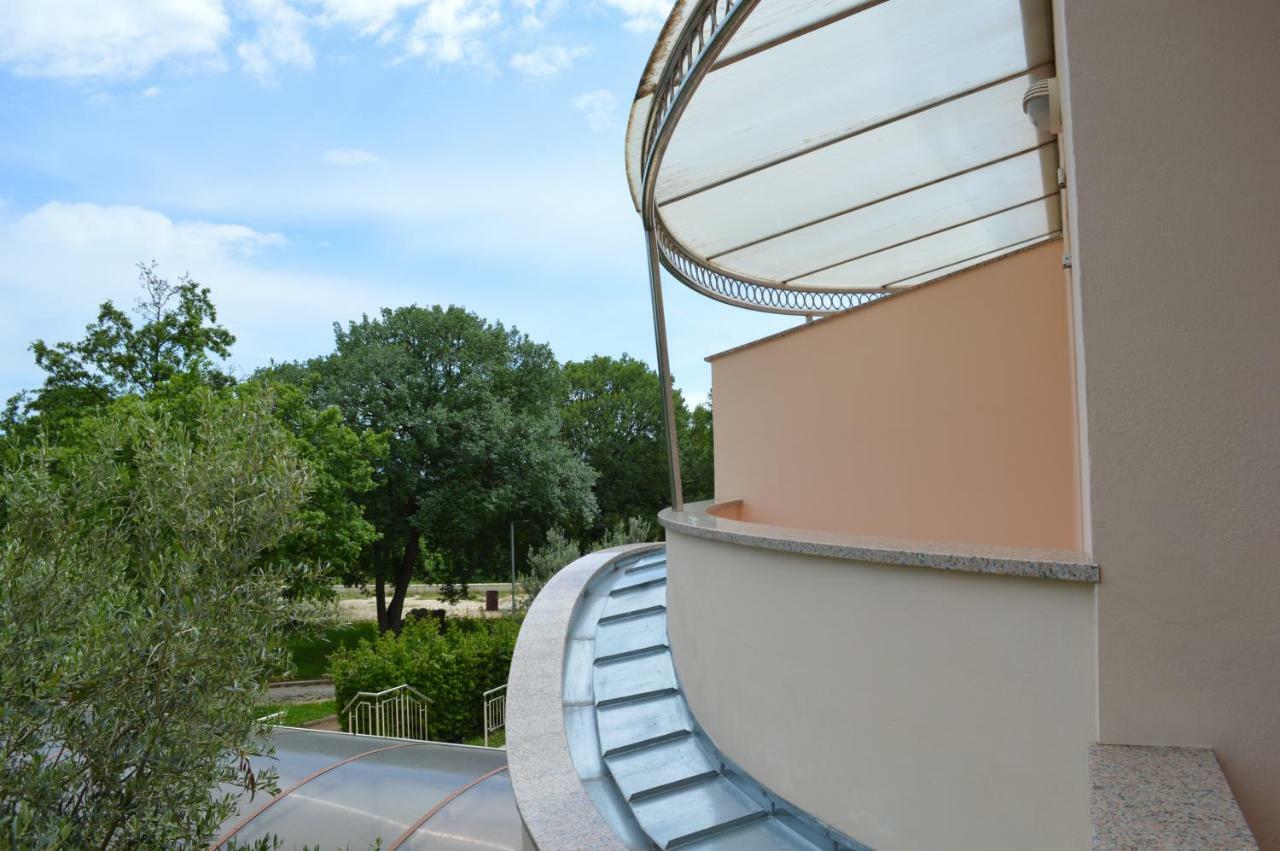 Pansion Oliva Otel Krnica Dış mekan fotoğraf