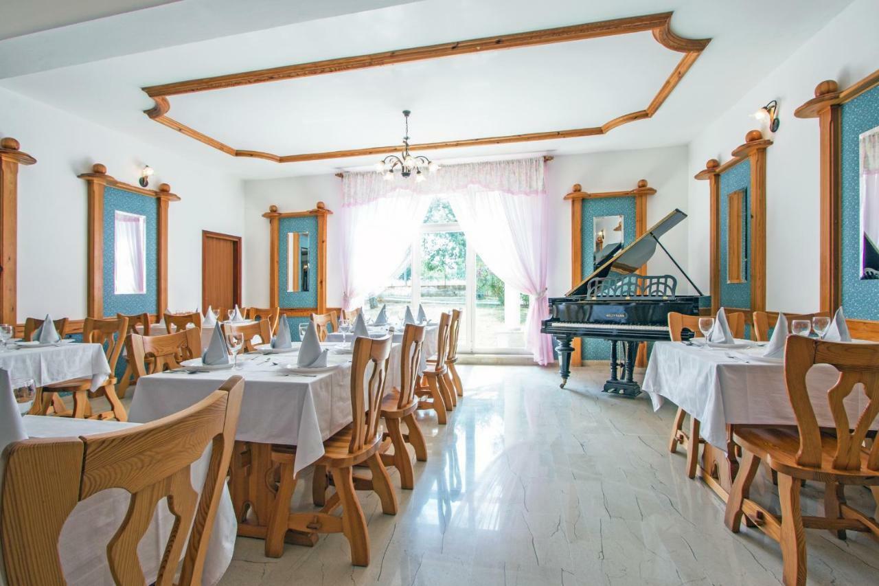 Pansion Oliva Otel Krnica Dış mekan fotoğraf