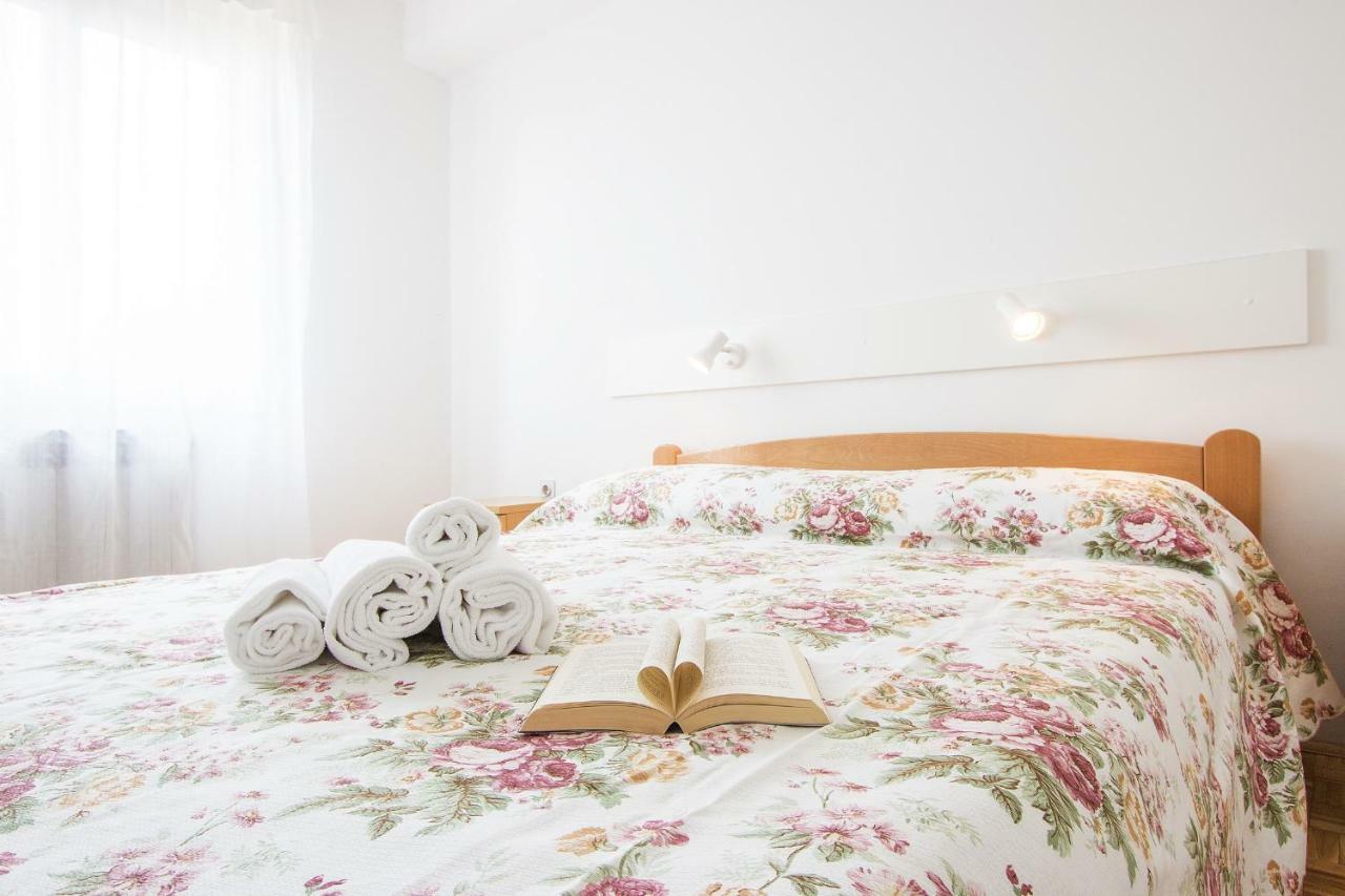 Pansion Oliva Otel Krnica Dış mekan fotoğraf